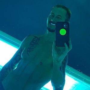 Meet your Posher, Angelo